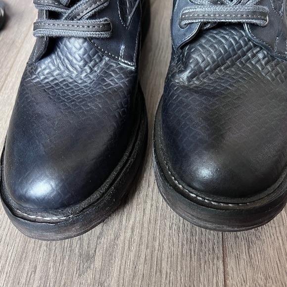 Free People Santa Fe Lace Up Boot In Black Embossed Size 39 - Picture 3 of 12